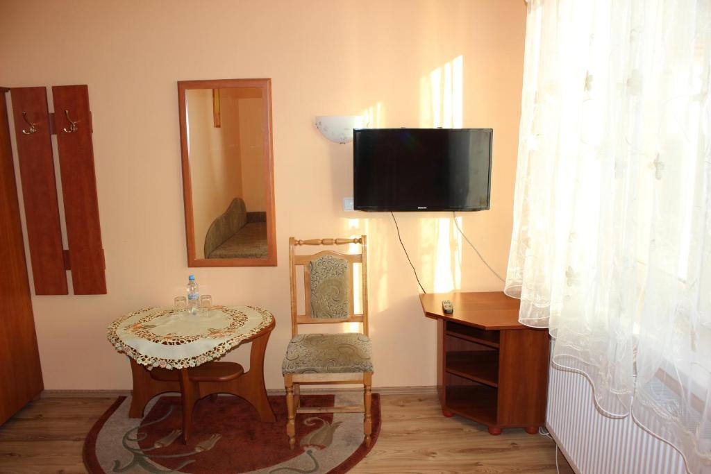 Hotel Czardasz Wrzesnia Room photo